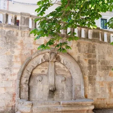 Apartmán Practico En El Casco Antiguo De *