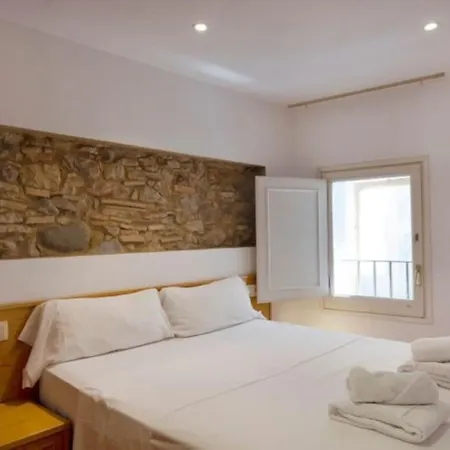 Practico En El Casco Antiguo De Apartmán *